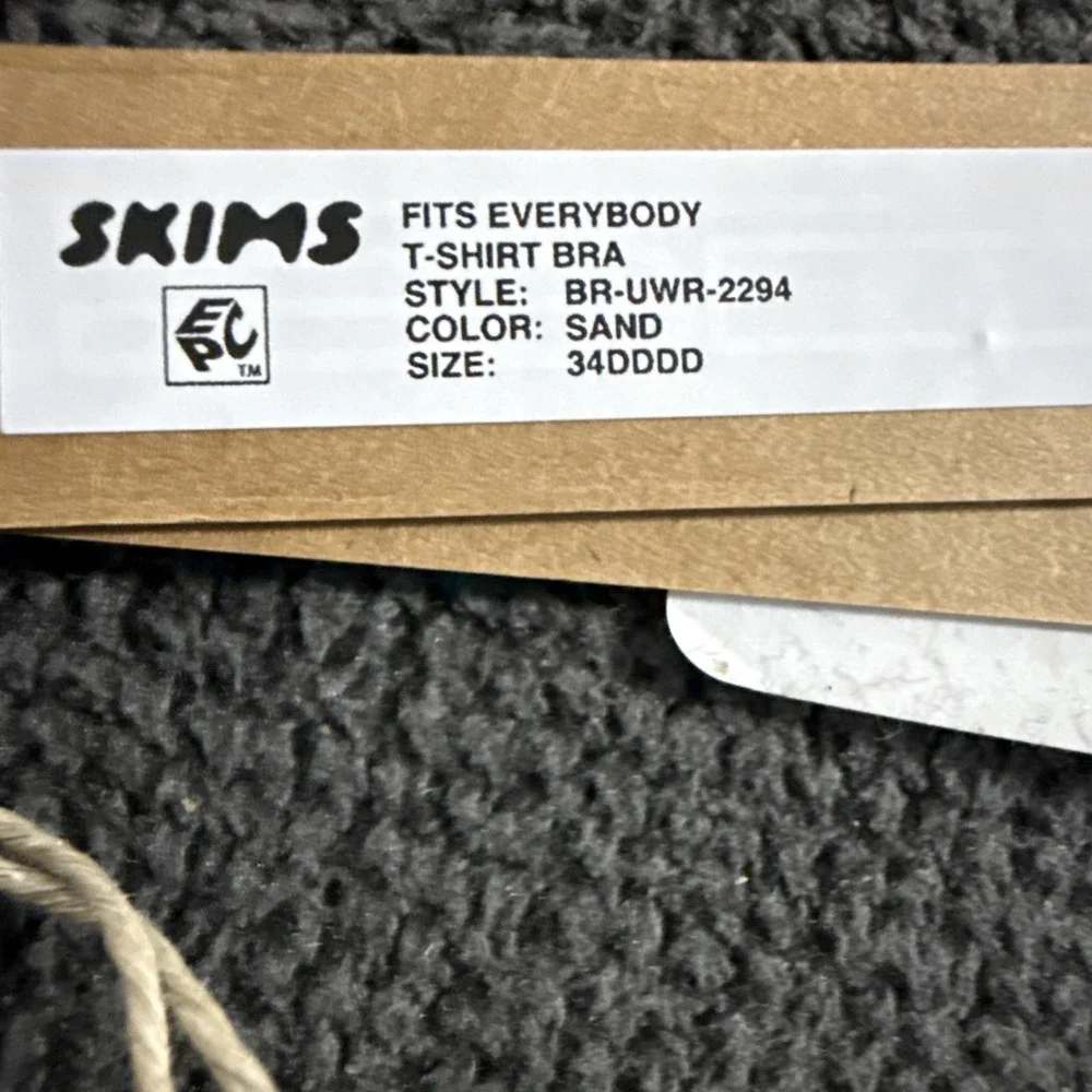 Skims Fits Everybody Tshirt Demi Bra - Sand - 34DDDD - NWT - Picture 5 of 5